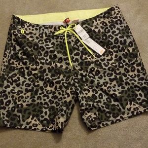 Sundeck swim trunks size 36